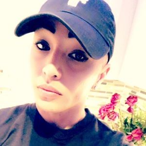 Meet your Posher, Max